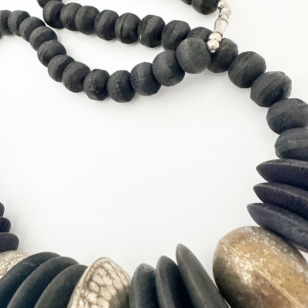 Vintage Chunky Wood and Silver-Tone Metal Bead Necklace Boho Chic - Picture 3 of 6